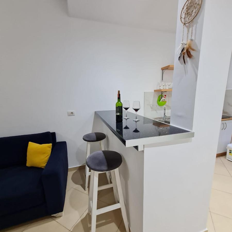 Studio By The Beach - Vlorë Εξωτερικό φωτογραφία