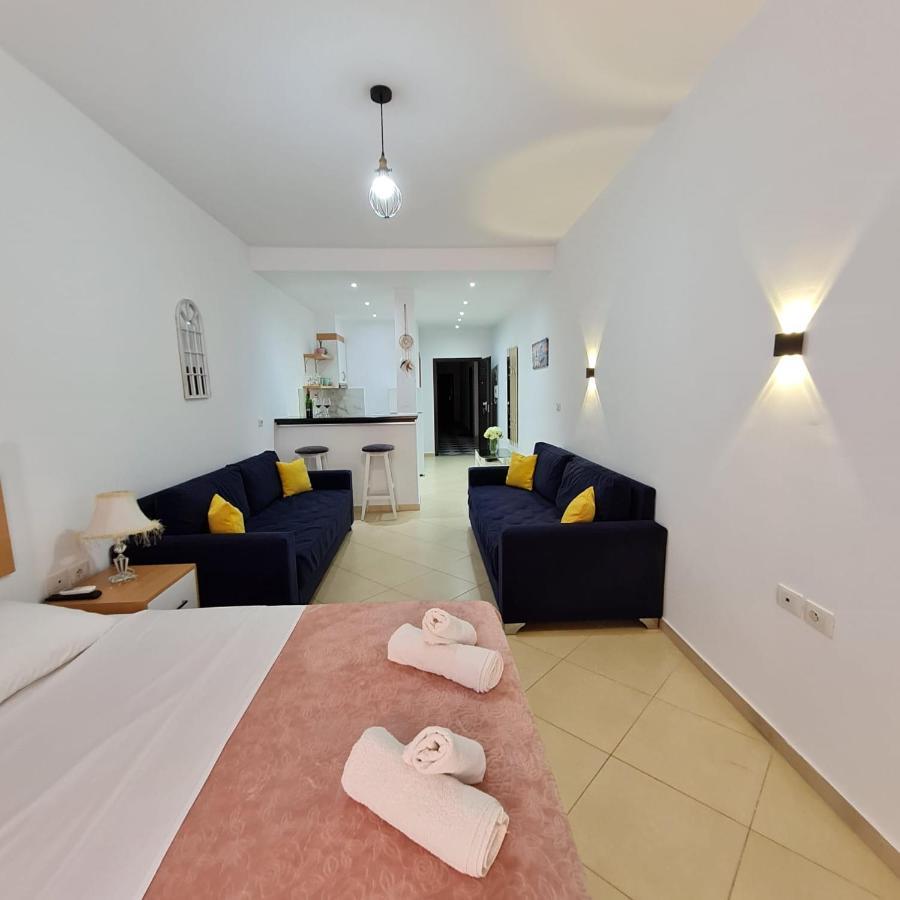 Studio By The Beach - Vlorë Εξωτερικό φωτογραφία