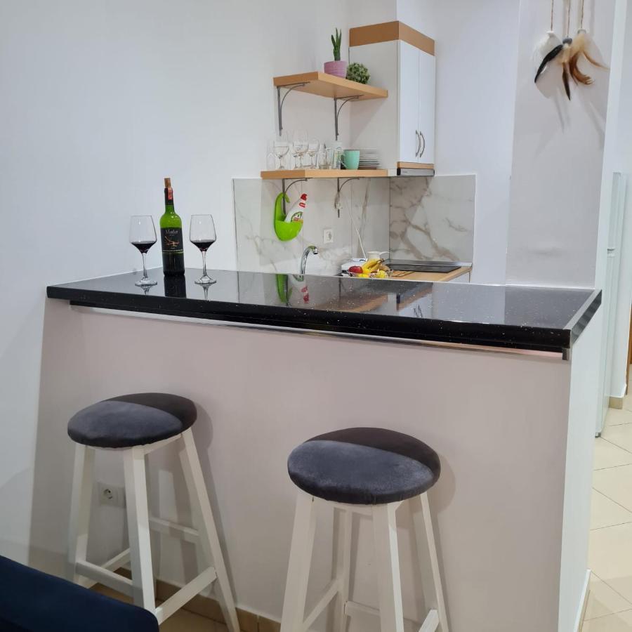 Studio By The Beach - Vlorë Εξωτερικό φωτογραφία
