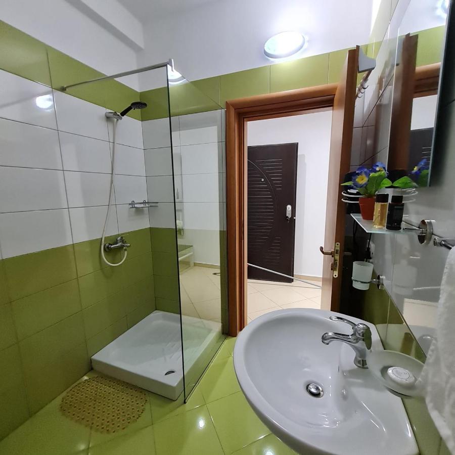 Studio By The Beach - Vlorë Εξωτερικό φωτογραφία